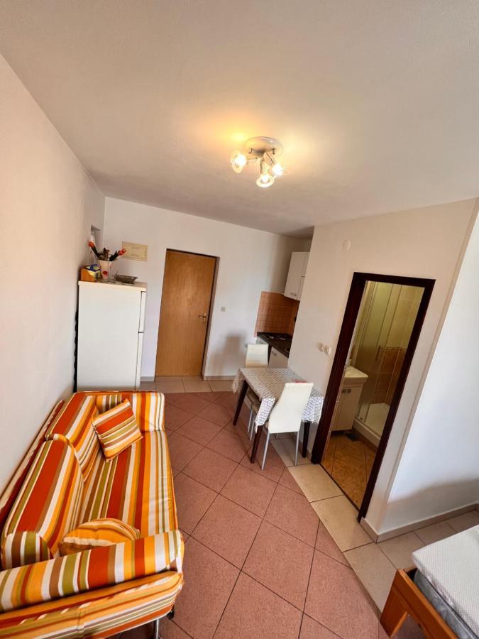 Apartment Plavia Biograd Biograd Na Moru Exterior foto