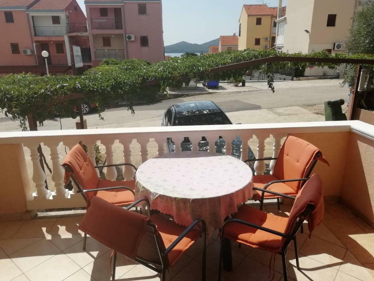 Apartment Plavia Biograd Biograd Na Moru Exterior foto